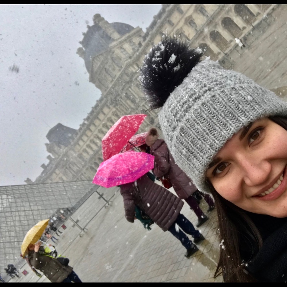 Meet your Posher, Adriana